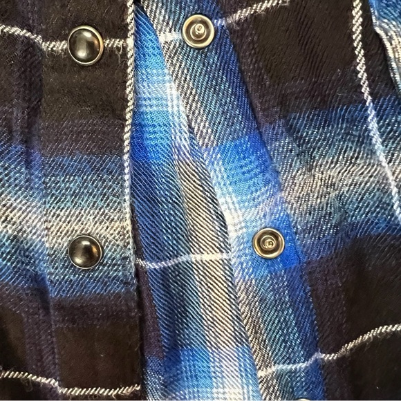 Justice Cropped Electr  Blue Plaid Long Sleeve Button Down Fringed Flannel - Picture 6 of 10